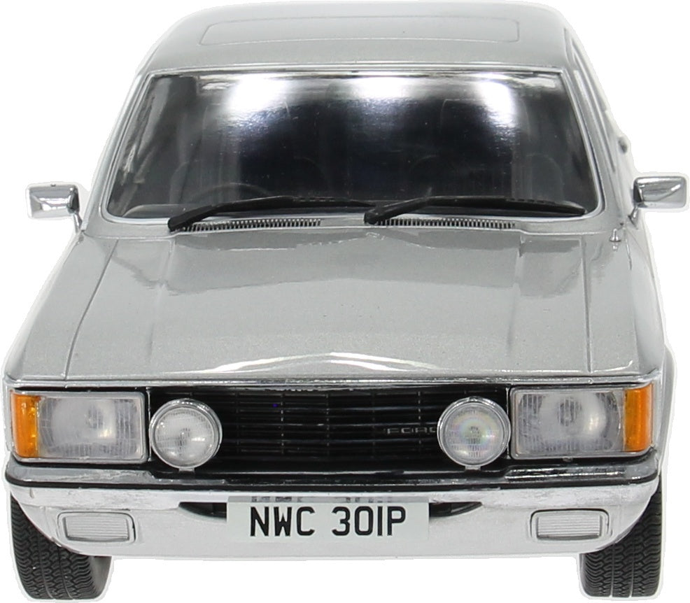 Ford Granada Mk1 Silver RHD UK Exclusive 360pcs 1:18 Scale Diecast Car – Model Car Group