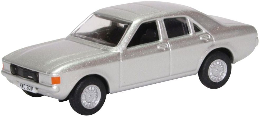 Ford Capri Mk2 WhiteFord Consul Granada Astro Silver 1:76 Scale Diecast Car – Oxford Diecast