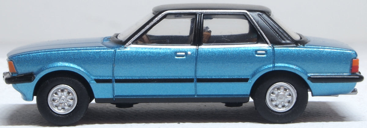 Ford Cortina MK5 Cosmos Blue 1:76 Scale Diecast Car – Oxford Diecast