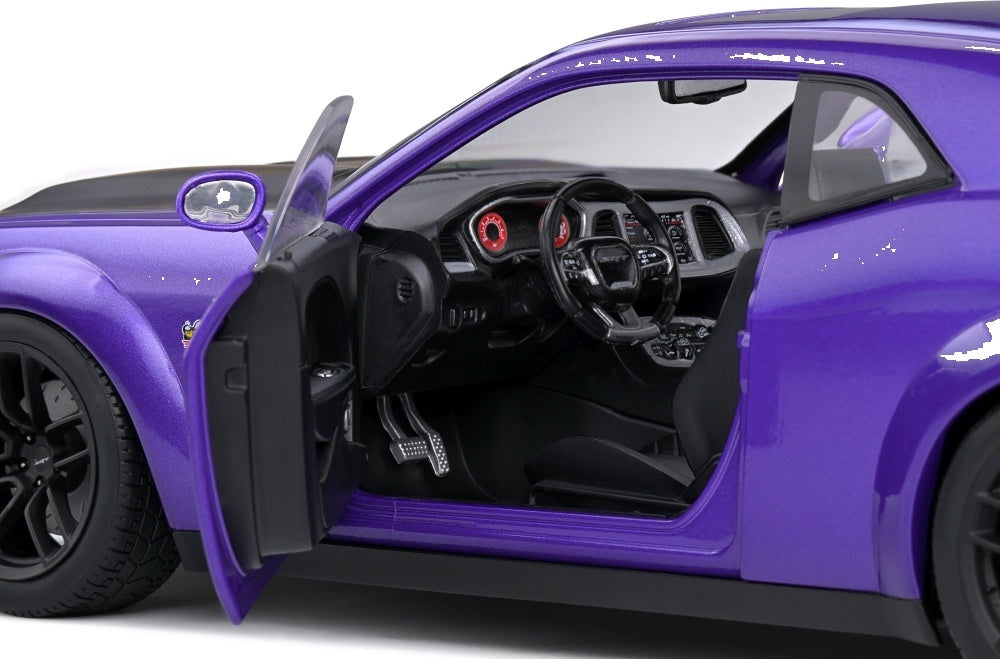 Dodge Challenger SRT Hellcat Redeye Widebody Plum Crazy 2020 1:18 Scale Diecast Model Car – Solido