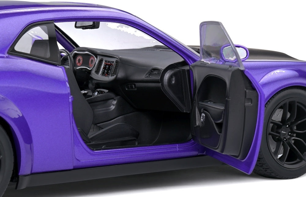 Dodge Challenger SRT Hellcat Redeye Widebody Plum Crazy 2020 1:18 Scale Diecast Model Car – Solido
