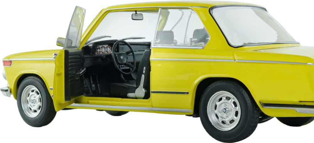 BMW 1602 Gulf Yellow 1973 1:18 Scale Diecast Car – Solido