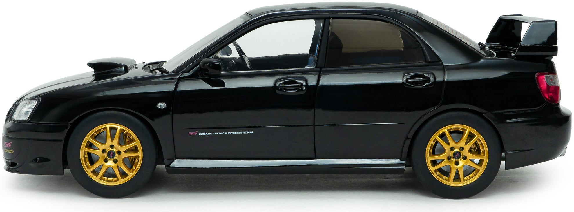 Subaru Impreza WRX STi Java Black Pearl 2004 1:18 Scale Diecast Model Car – Solido