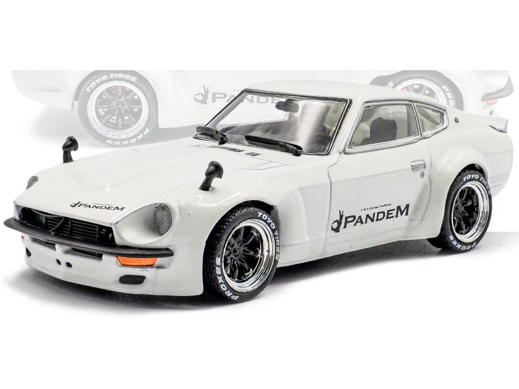 Datsun 240Z Rocket Bunny 1973 White 1:43 Scale Solido Diecast Model