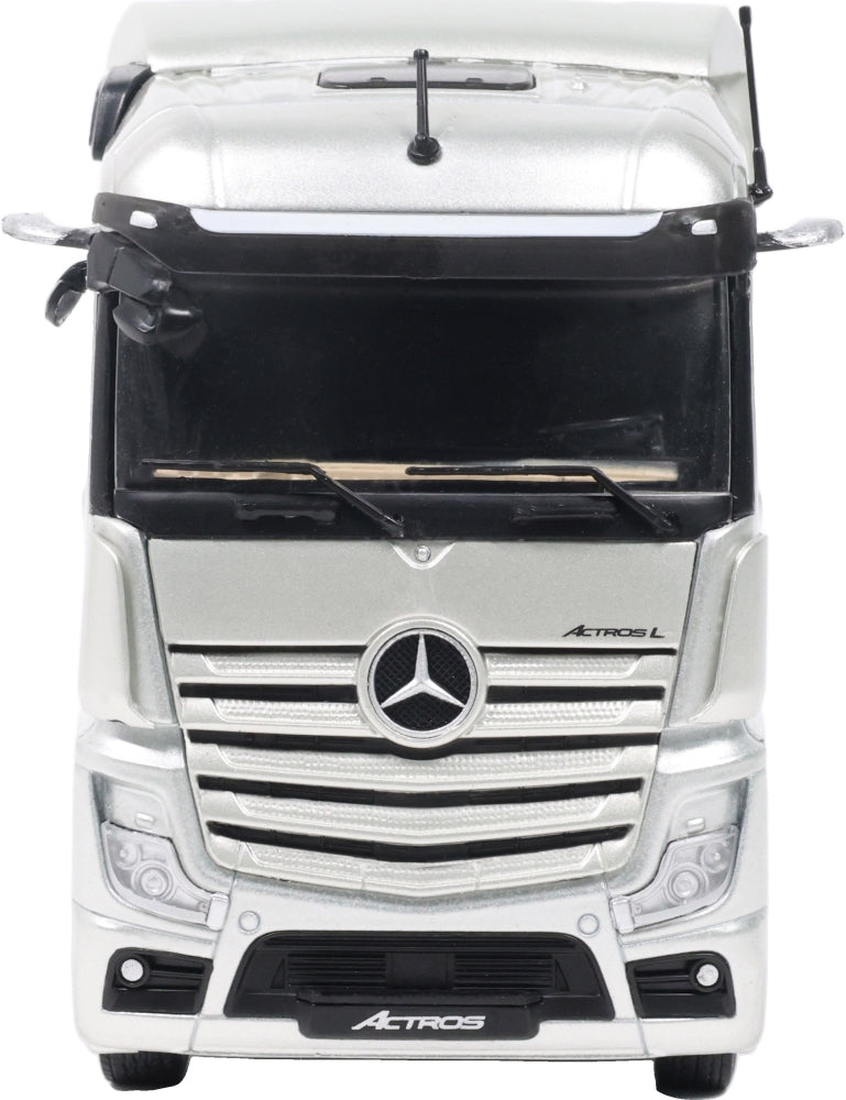 Mercedes-Benz Actros L Silver 2024 1:43 Scale Diecast Truck – Solido