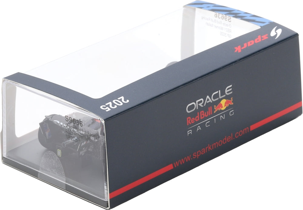 Oracle Red Bull Racing RB21 #1 Winner F1 Italian GP 2025 Vestappen Oracle 50 Wins w/Pit Board 1:43 Scale Resin Car – Spark