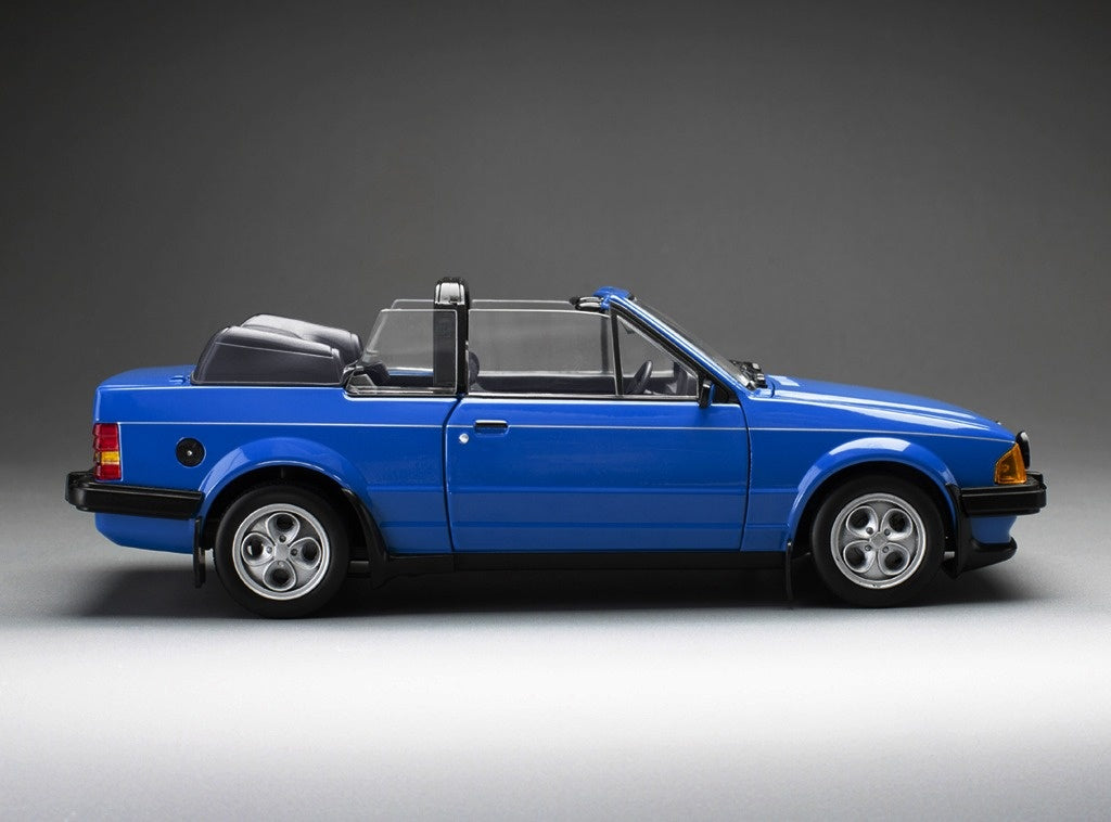 Ford Escort XR3i Cabrio RHD Azure Blue 1:18 Scale Diecast Car – Sun Star