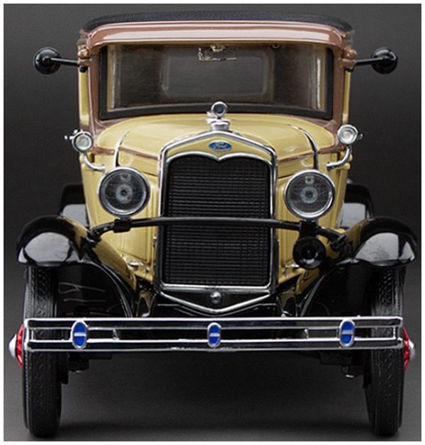 Ford Model A Tudor Bronson Yellow 1931 1:18 Scale Sun Star Diecast Model