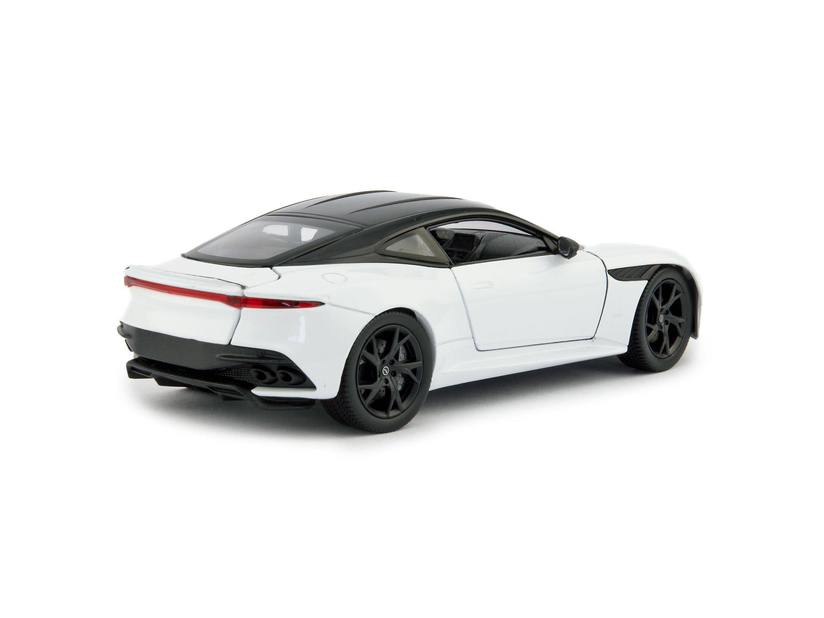 Aston Martin DBS Superleggera Diecast Model Car white - 1:24 Scale-Welly-Diecast Model Centre