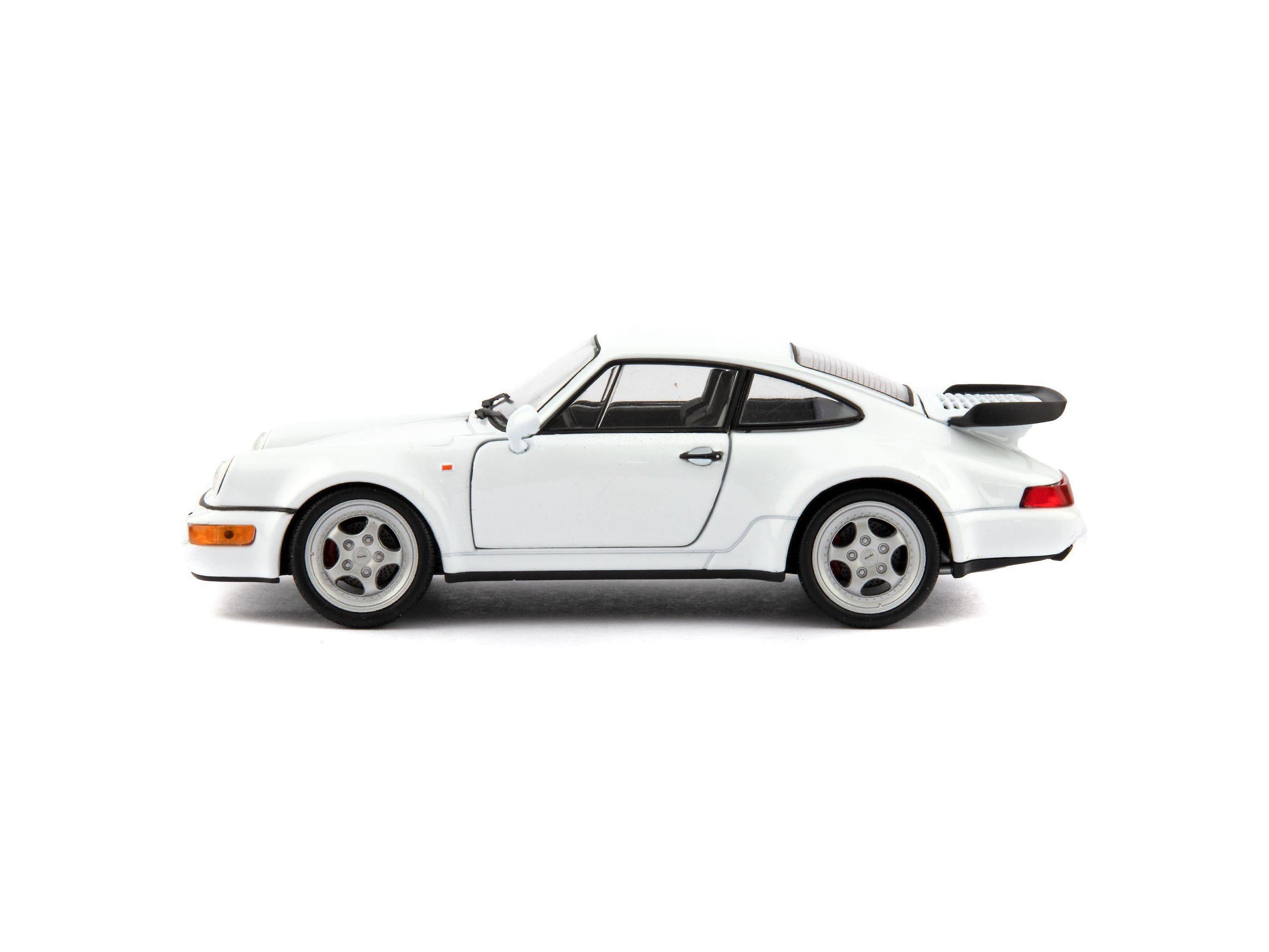 Porsche 911 Turbo 3.0 Diecast Model Car 1974 white - 1:24 Scale-Welly-Diecast Model Centre