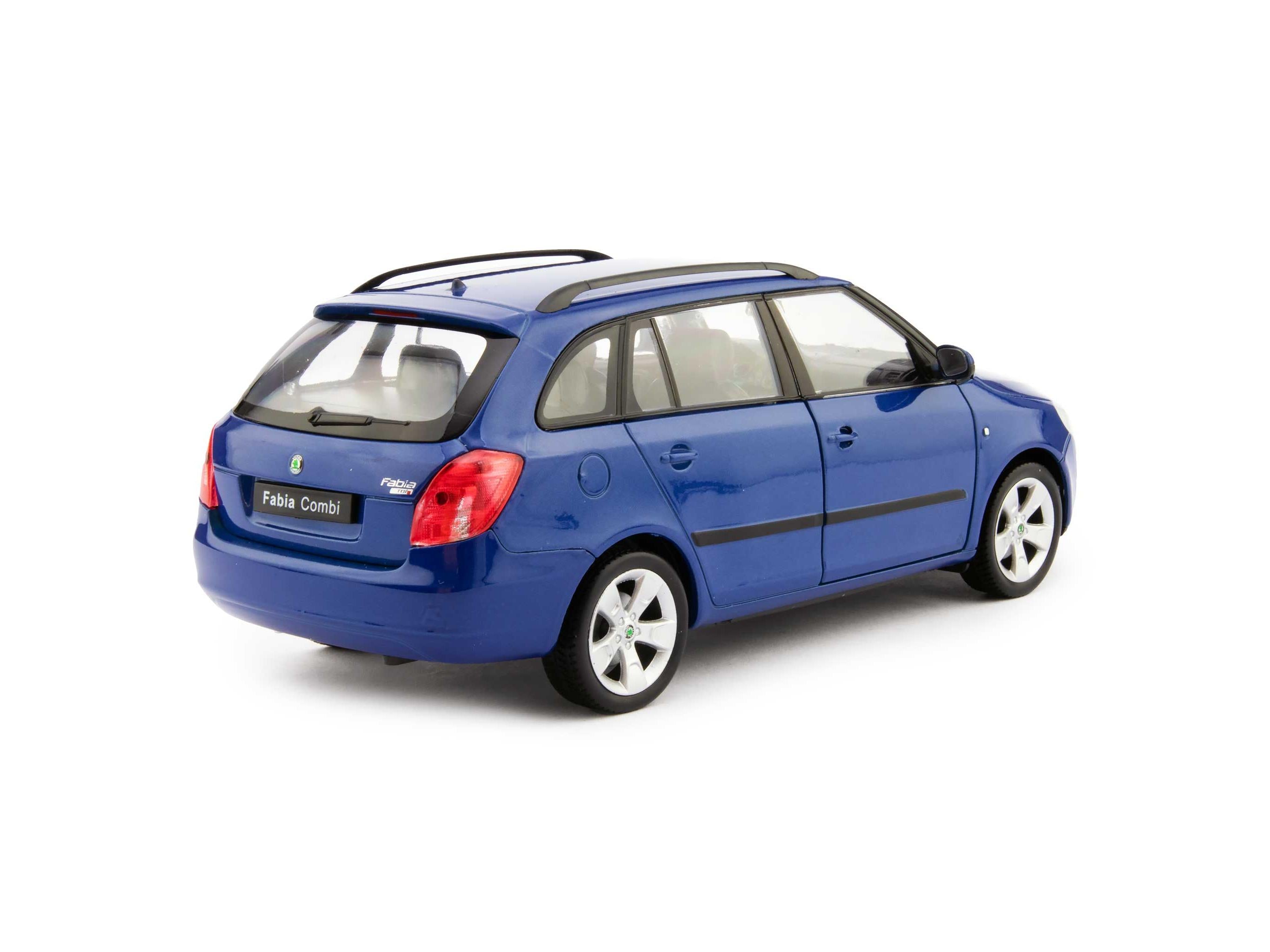 Skoda Fabia II Estate blue - 1:24 Scale Diecast Model Car-Welly-Diecast Model Centre