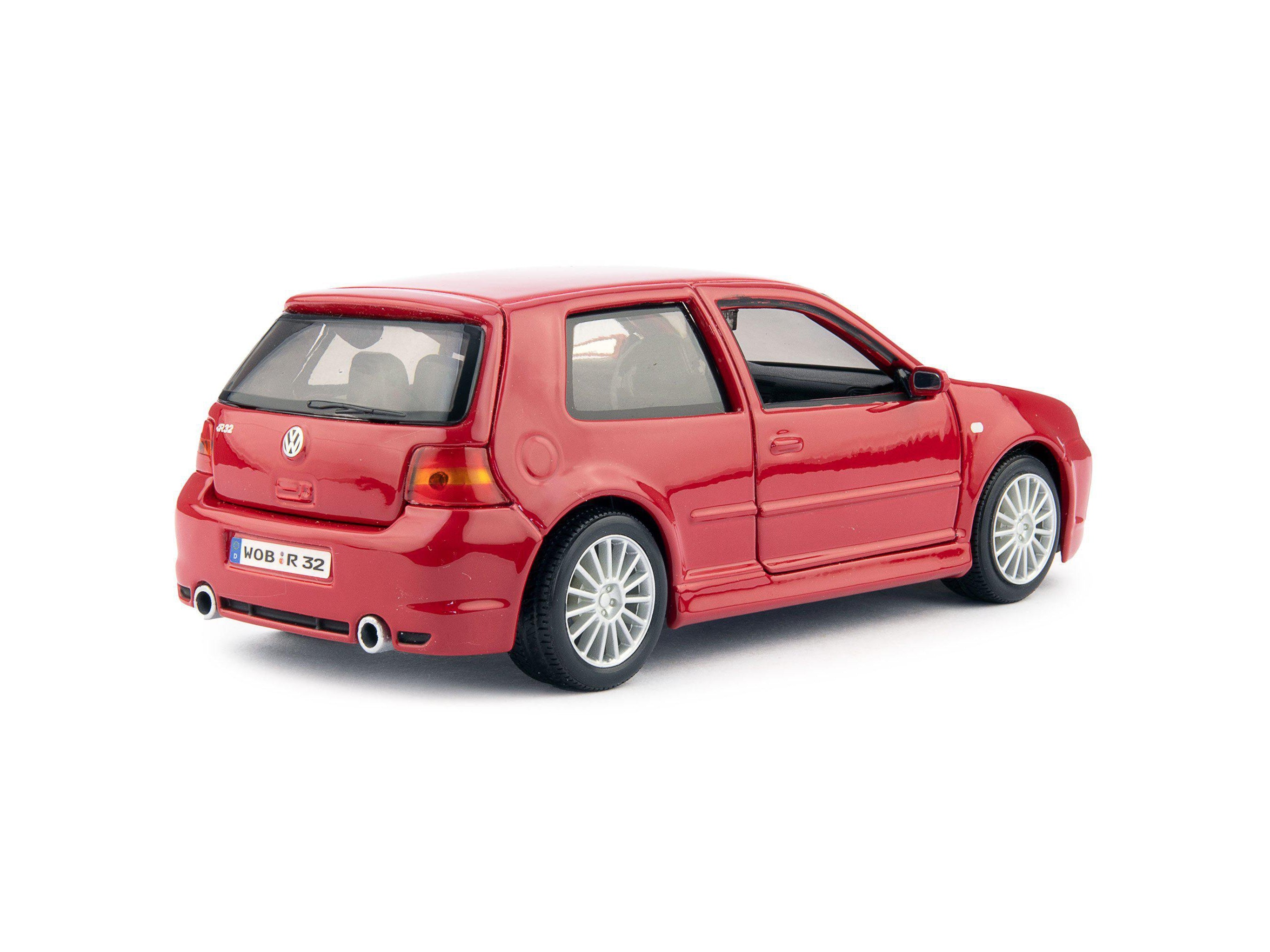 Volkswagen Golf Mk4 R32 red 1:24 Scale Model Car