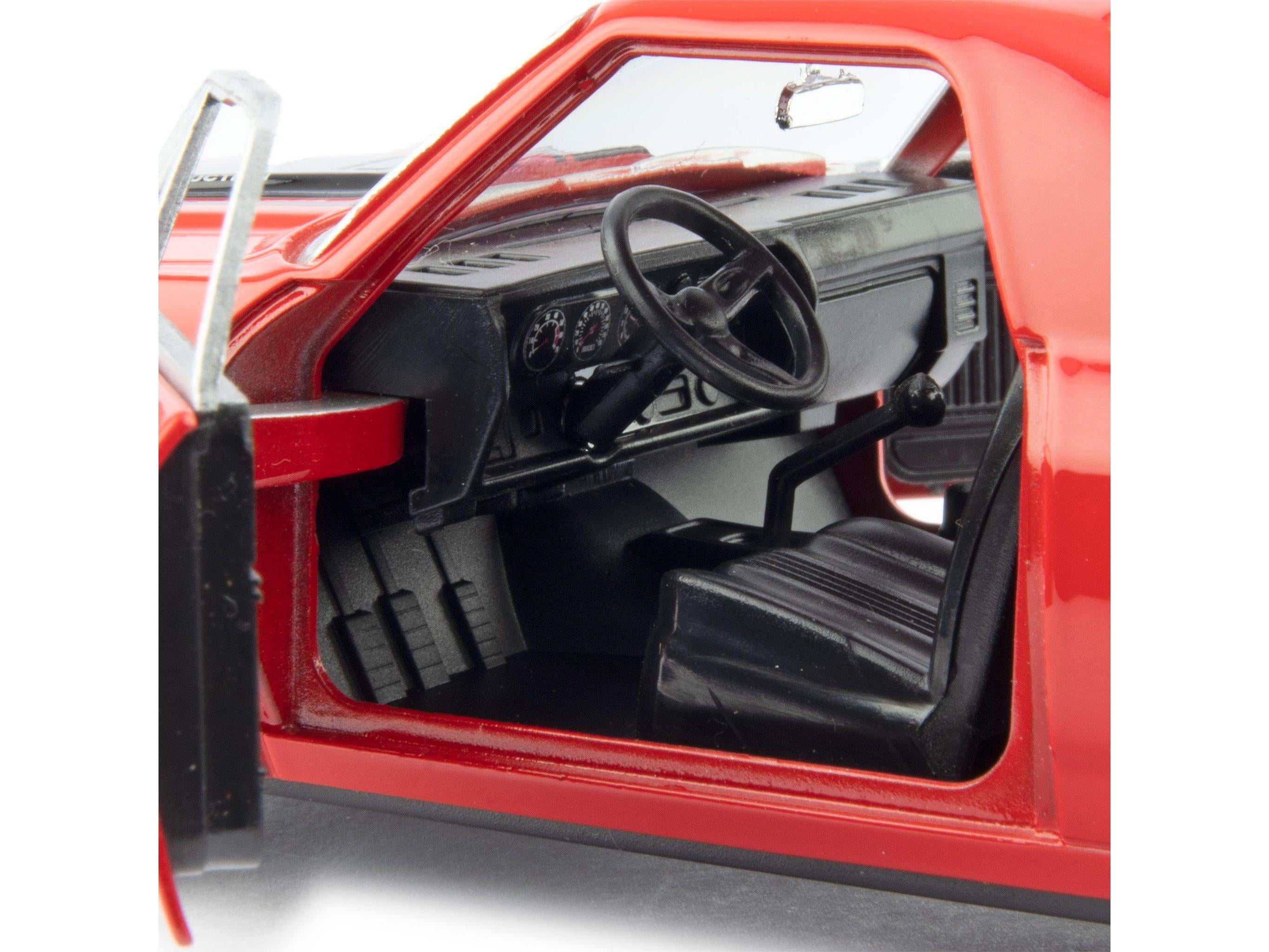 Chevrolet El Camino SS Diecast Model Pickup 1970 red - 1:24 Scale-Motormax-Diecast Model Centre