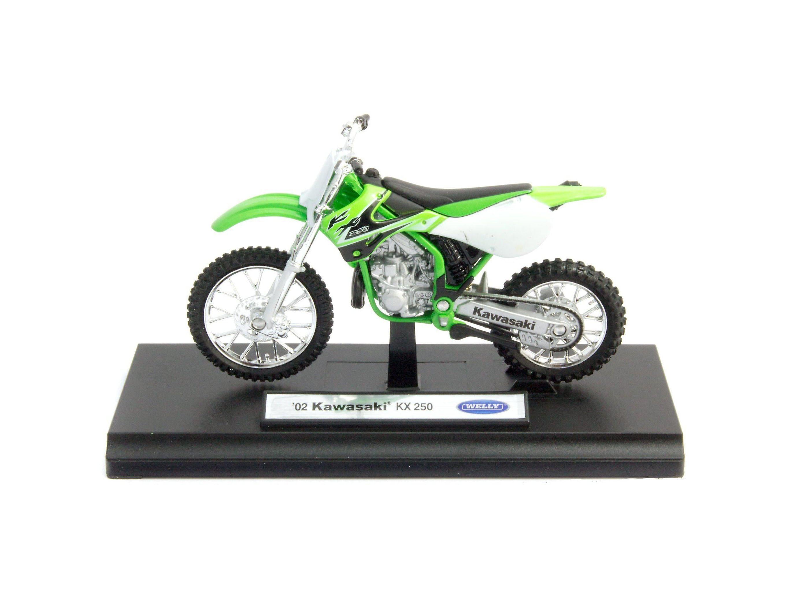 Kawasaki KX250 Diecast Model Motorcycle 2002 - 1:18 Scale-Welly-Diecast Model Centre