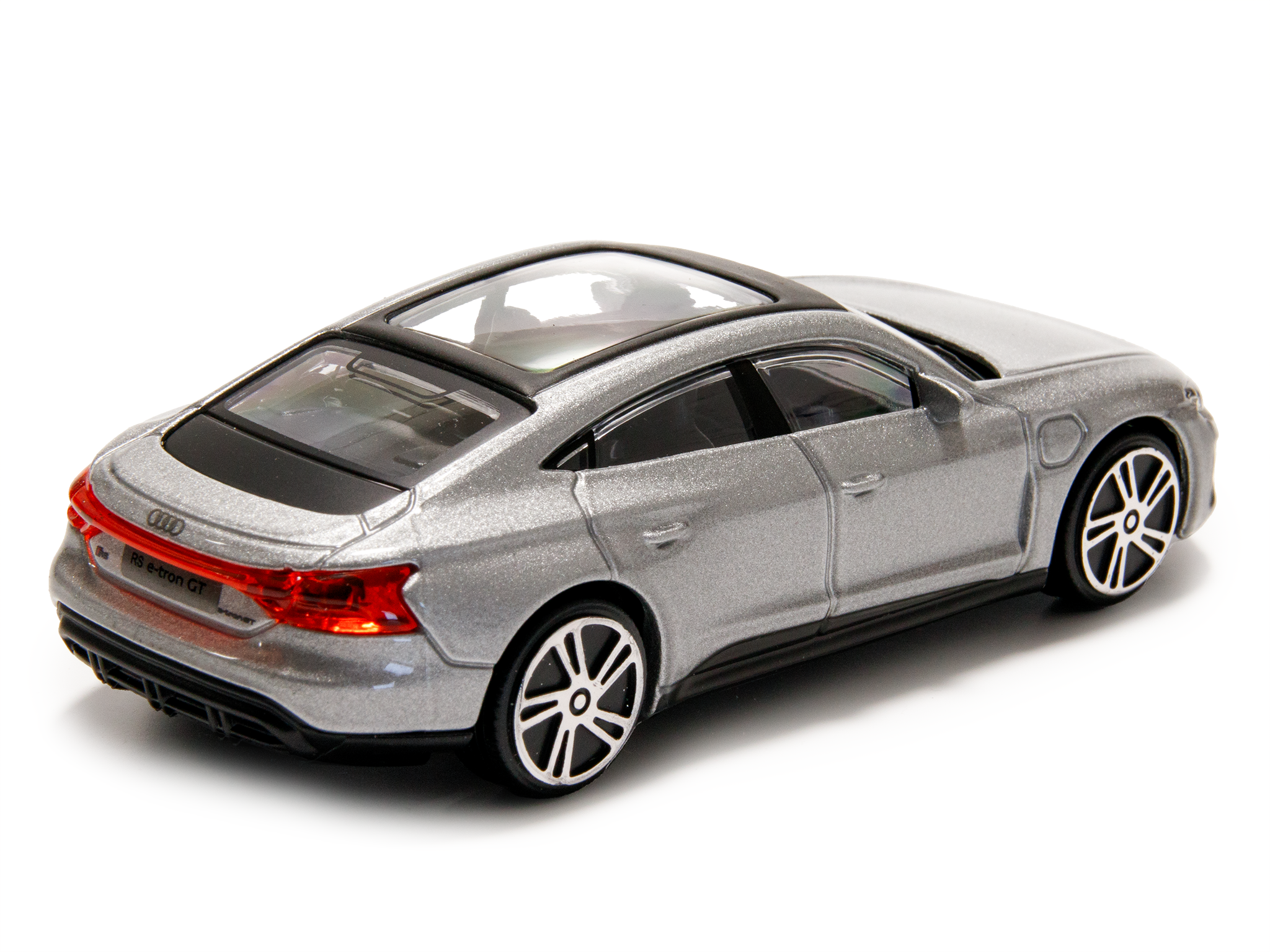 Audi RS e-tron GT 2022 silver - 1:43 Scale Diecast Toy Car