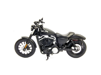 Harley-Davidson Sportster Iron 883 2014 black - 1:12 Scale Motorbike Model