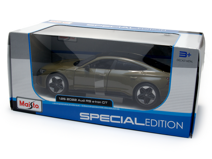 Audi e-tron GT 2022 green - 1:24 Scale Model Car