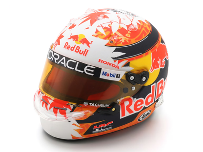 Casque Yuki Tsunoda 2025 Visa Cash App RB Formula One Team Réplique Spark à l'échelle 1:5