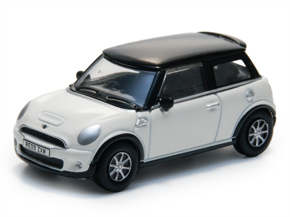 MINI Pepper White - 1:76 Scale