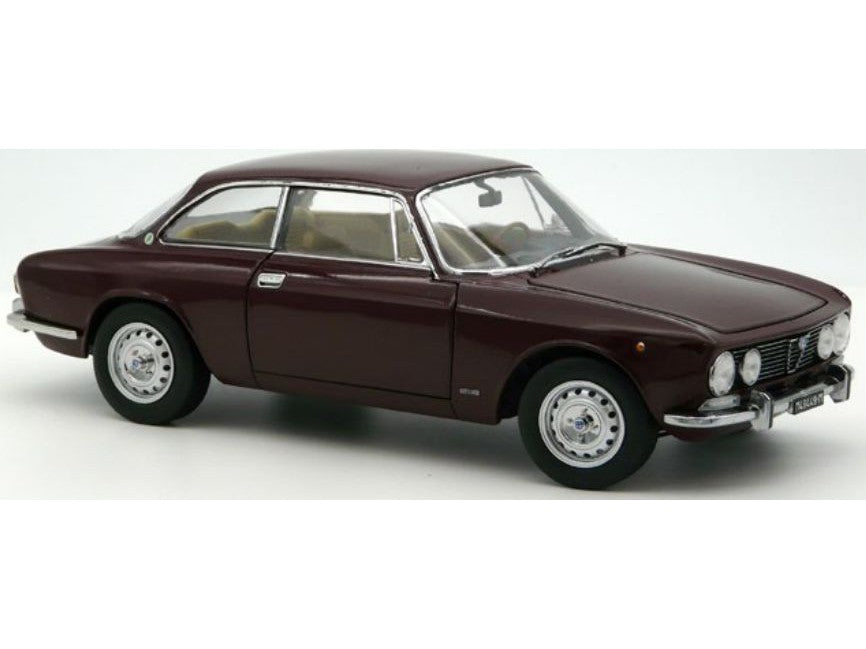 Alfa Romeo 2000 GTV 1973 maroon - 1:18 Scale Diecast Model Car-Norev-Diecast Model Centre