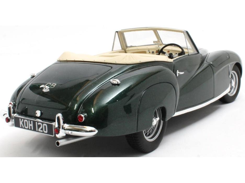 Aston Martin 2L Sports Green Metallic 1949 1:18 Scale Resin Car – Cult-Cult-Diecast Model Centre