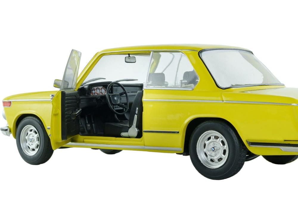 BMW 1602 Gulf Yellow 1973 1:18 Scale Diecast Car – Solido-Solido-Diecast Model Centre