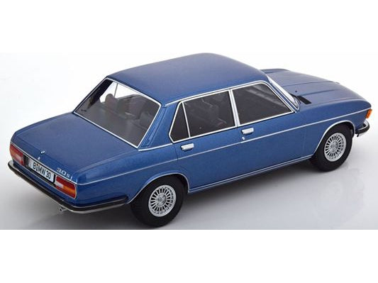 BMW 3.0S (E3) 2.Series 1971 blue metallic 1:18 Scale Model Car