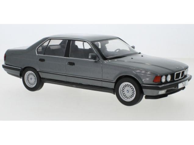 BMW 730i E32 1992 Metallic Grey 1:18 Scale Diecast Model Car Group-Model Car Group-Diecast Model Centre