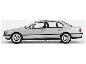 BMW 750iL Aspen Silver Metallic Blister Packaging (LHD) 1:64 Scale MINI GT Diecast Model Car-MINI GT-Diecast Model Centre
