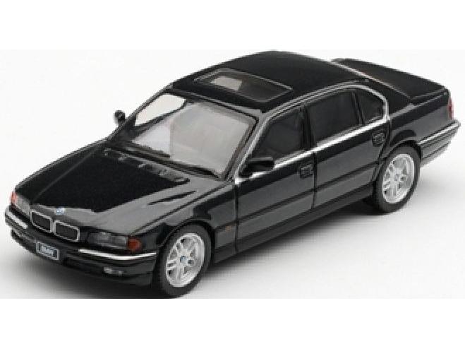 BMW 750iL Black Sapphire (LHD) Blister Packaging 1:64 Scale Diecast Model Car – MINI GT-MINI GT-Diecast Model Centre
