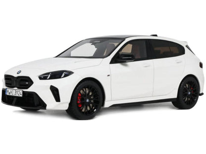 BMW M135 xDRIVE Alpine White Solid 2024 1:18 Scale Resin Model Car – OttOmobile-OttOmobile-Diecast Model Centre