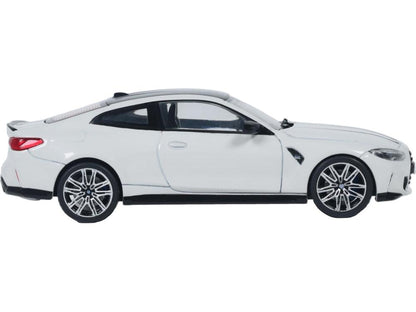 BMW M4 Competition Alpine White 2023 1:43 Scale Diecast Car – Solido-Solido-Diecast Model Centre