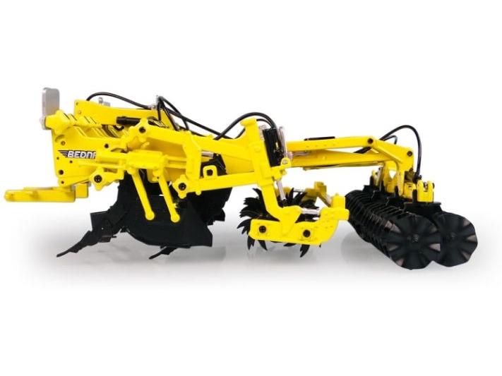 Bednar Chisel Plough Terraland TN Profi 1:32 Scale Universal Hobbies Diecast Model-Universal Hobbies-Diecast Model Centre