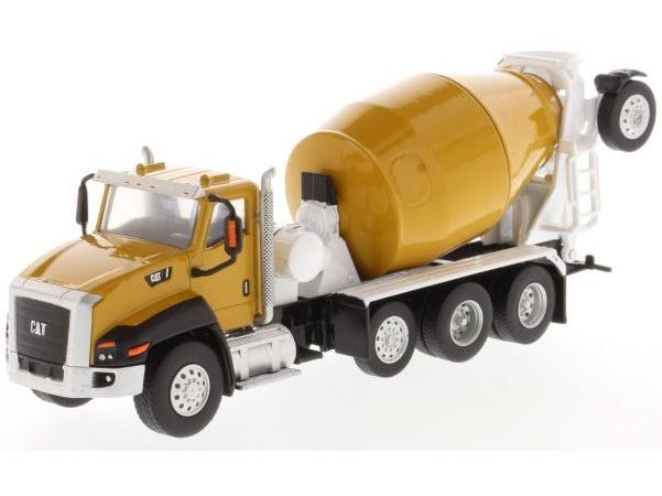 CAT CT660 McNeilus Bridgemaster Concrete Mixer 1:64 Scale Diecast Masters Model-Diecast Masters-Diecast Model Centre