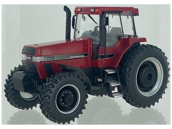 Case IH Magnum 7250 Tractor 1:32 Scale Britains-Britains-Diecast Model Centre