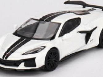 Chevrolet Corvette Z06 2023 Arctic White (RHD) 1:64 Scale MINI GT Diecast Model-MINI GT-Diecast Model Centre