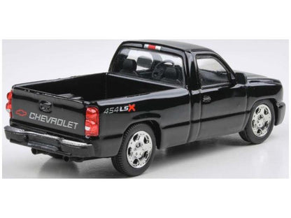 Chevrolet Silverado Single Cab Onyx Black 2006 1:64 Scale Paragon Diecast Model Car-Paragon-Diecast Model Centre
