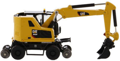 CAT M323F Railroad Wheeled Excavator Safety Yellow 1:87 Scale Diecast Masters Model