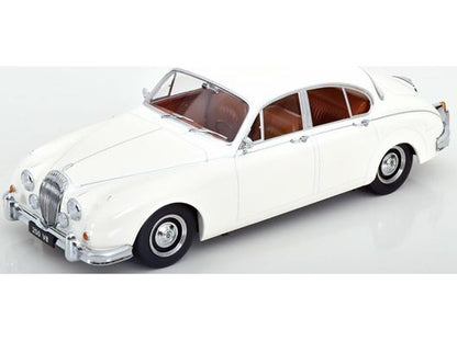 Daimler 250 V6 1962 white w/brown interior - 1:18 Scale Diecast Model Car-KK Scale-Diecast Model Centre