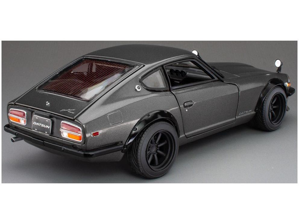 Datsun 240Z Dark Grey 1971 1:18 Scale Sun Star Diecast Model Car-Sun Star-Diecast Model Centre