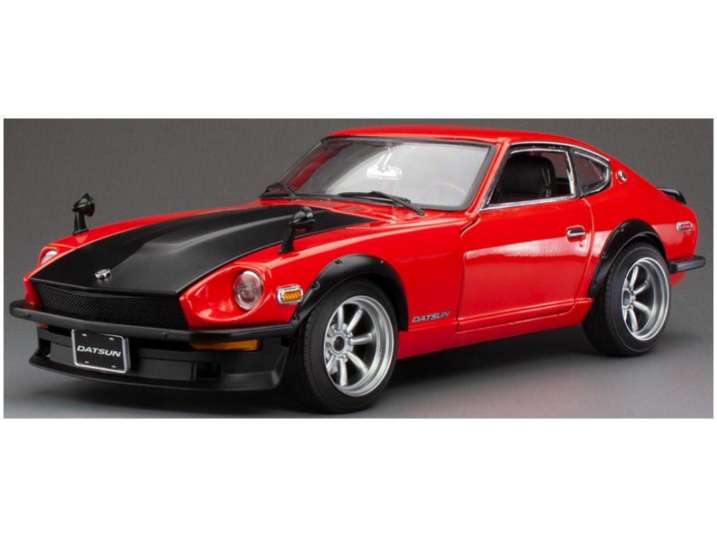 京商Datsun 240Z 1/18 ミニカー 1971 中古品 Datsun 240Z Red 1971 1:18 Scale Sun Star Diecast Model Car
