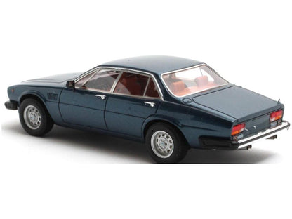 De Tomaso Deauville S2 Blue Metallic 1978-1985 1:43 Scale Matrix Resin Model Car-Matrix-Diecast Model Centre