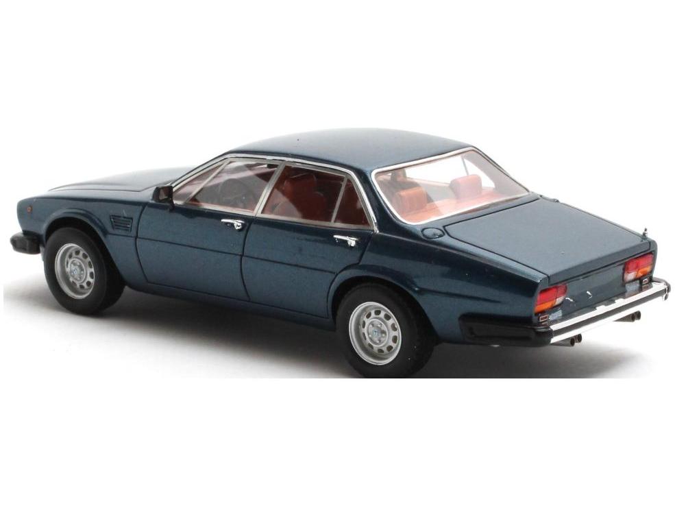De Tomaso Deauville S2 Blue Metallic 1978-1985 1:43 Scale Matrix Resin Model Car-Matrix-Diecast Model Centre