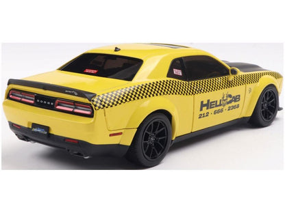 Dodge Challenger SRT Hellcat Redeye Widebody NYC Hellcab 2023 1:18 Scale Solido Diecast Model Car-Solido-Diecast Model Centre