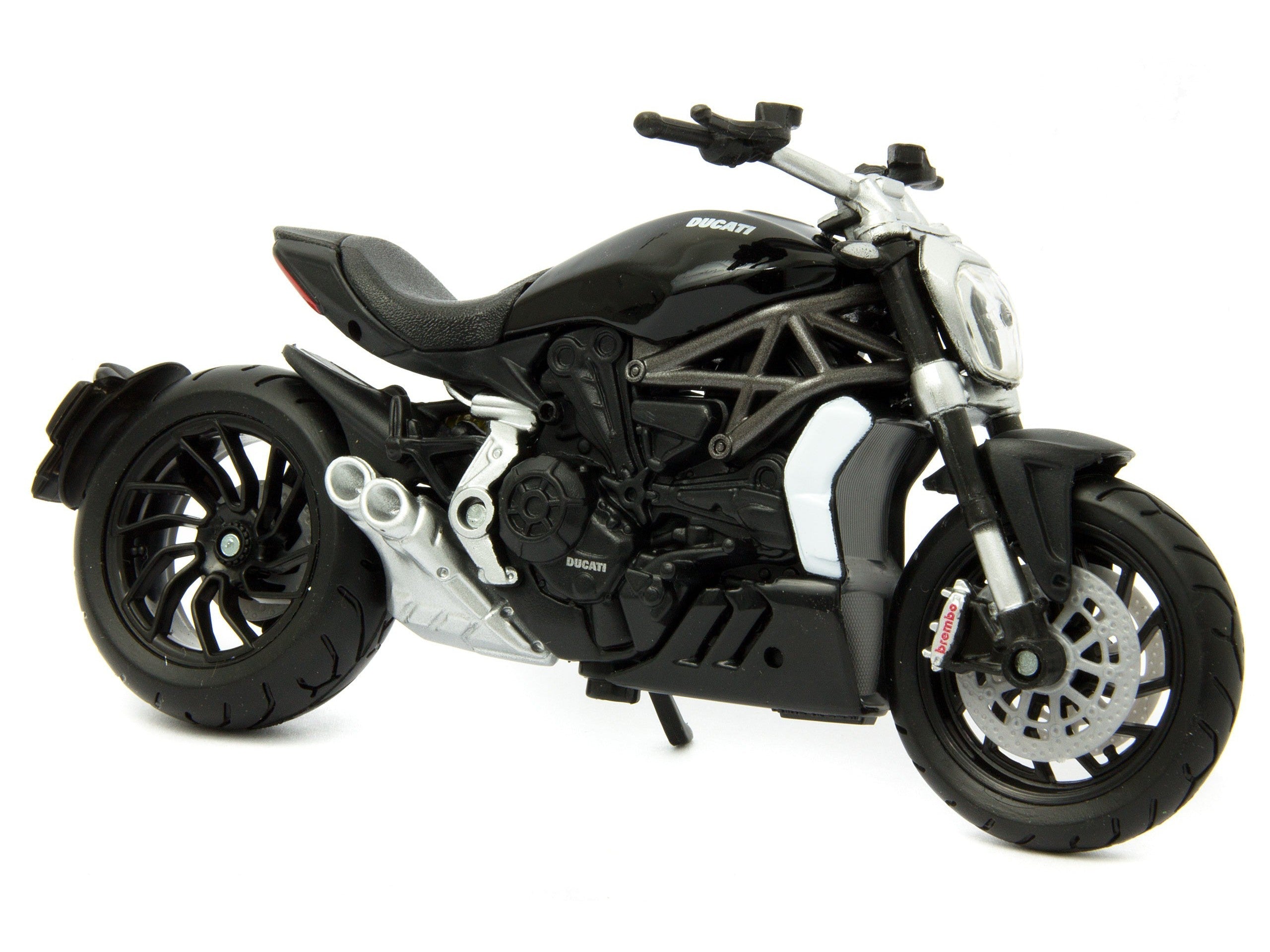 Ducati XDIAVEL S black - 1:18 Scale Motorbike Model-Bburago-Diecast Model Centre