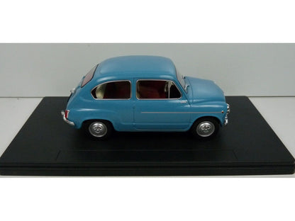Fiat 600 Blue - 1:24 Scale Unbranded Diecast Model Car-Unbranded-Diecast Model Centre