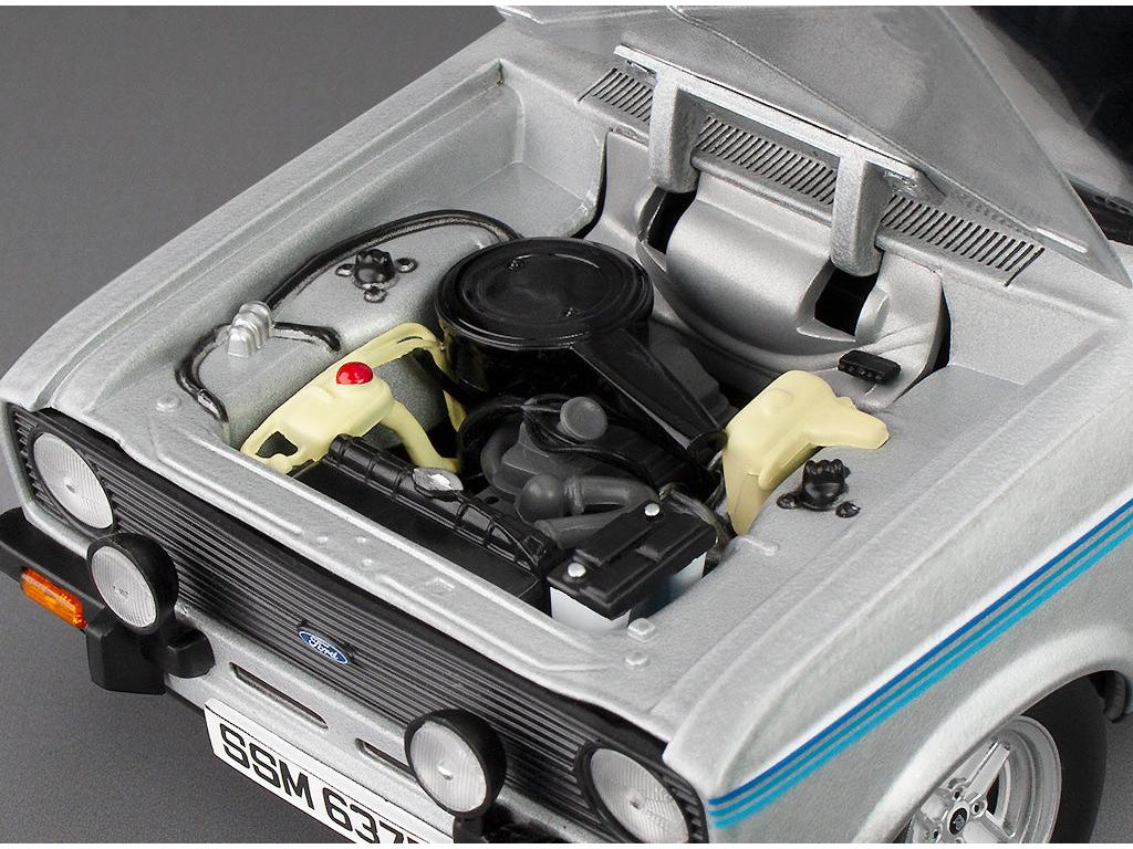 Ford Escort Harrier Stratos Silver (EUK 878V) (RHD) 1980 1:18 Scale Sun Star Diecast Model Car-Sun Star-Diecast Model Centre