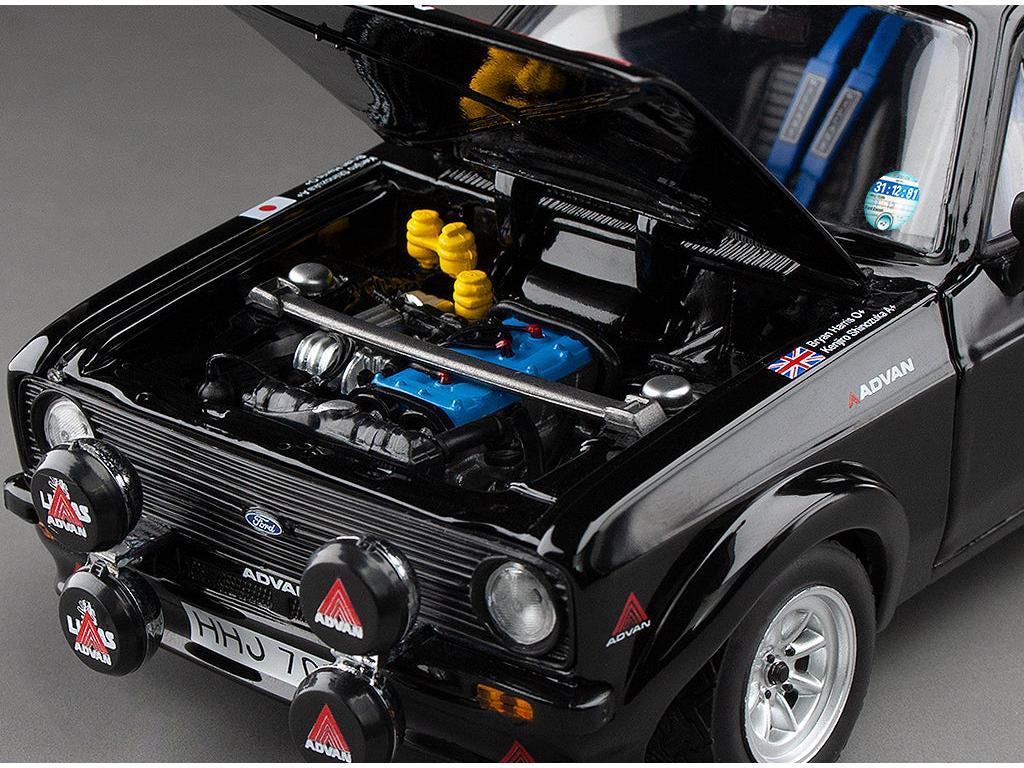 Ford Escort RS1800 #31 Shinozuka Harris Rallye de Portugal Vinho do Porto 1981 1:18 Scale Sun Star Diecast Model