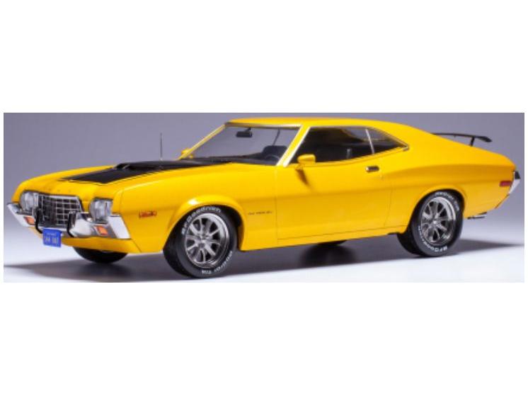 Ford Gran Torino Sport 1972 Yellow Metallic 1:18 Scale IXO Diecast Model-IXO-Diecast Model Centre