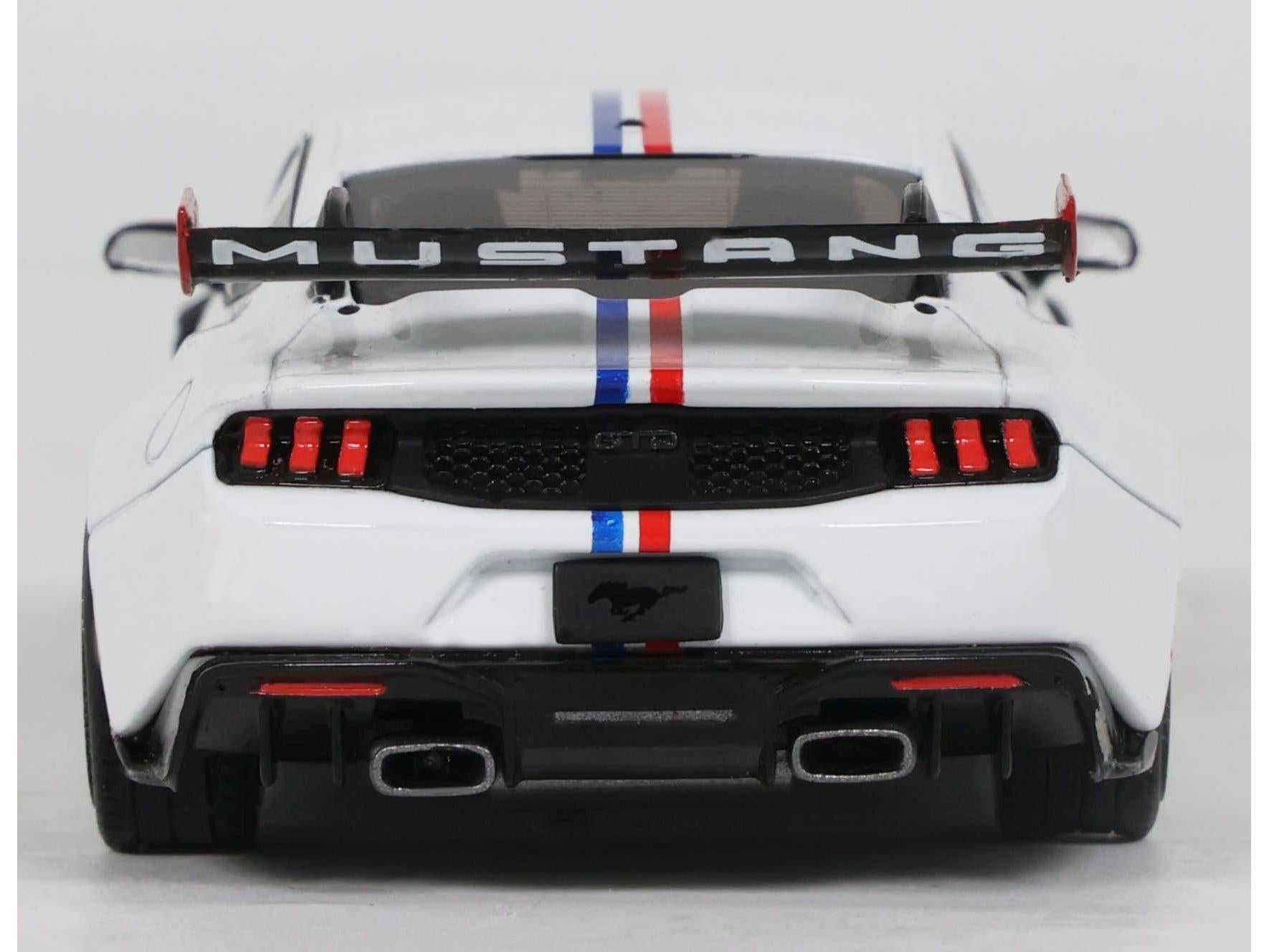 Ford Mustang GTD Frozen White 2025 1:43 Scale Solido Diecast Model Car-Solido-Diecast Model Centre